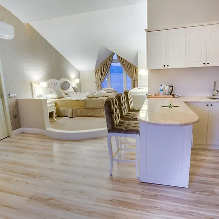 Hotel Pinehill &