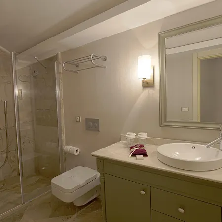 Pinehill & Hotel Oludeniz