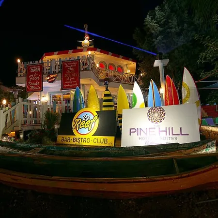 Hotel Pinehill &