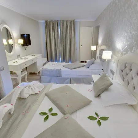 Hotel Pinehill & Oludeniz