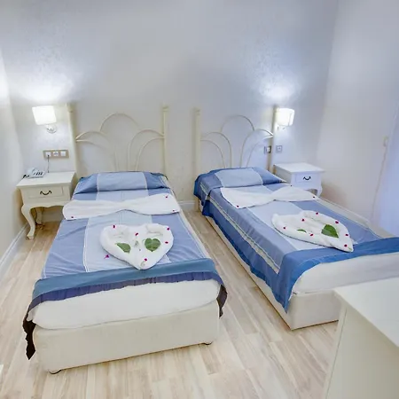 Hotel Pinehill &