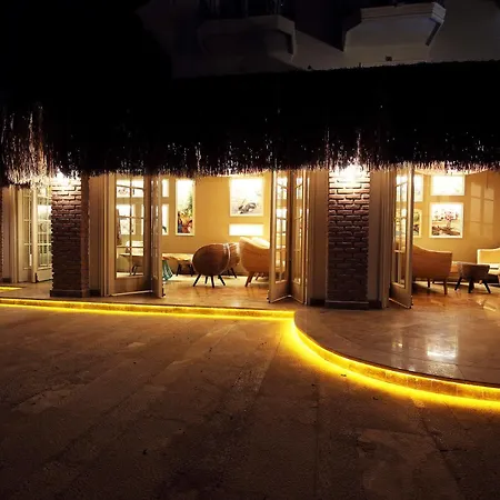 Hotel Pinehill & 3*